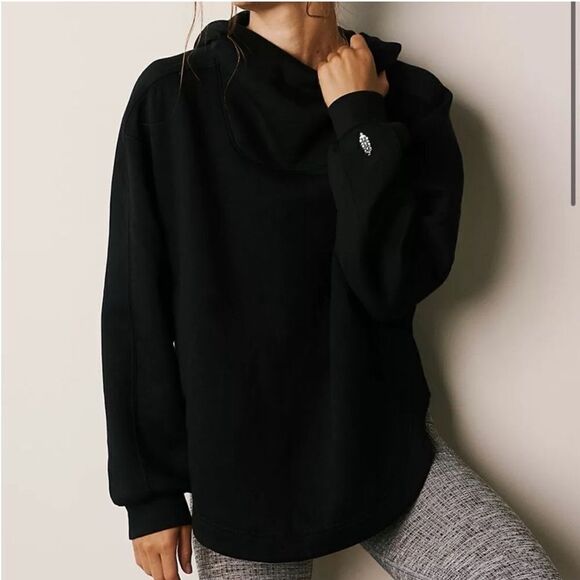 FP Movement Black Venture Pullover Sweater Sweatshirt Hoodie S - Picture 1 of 5